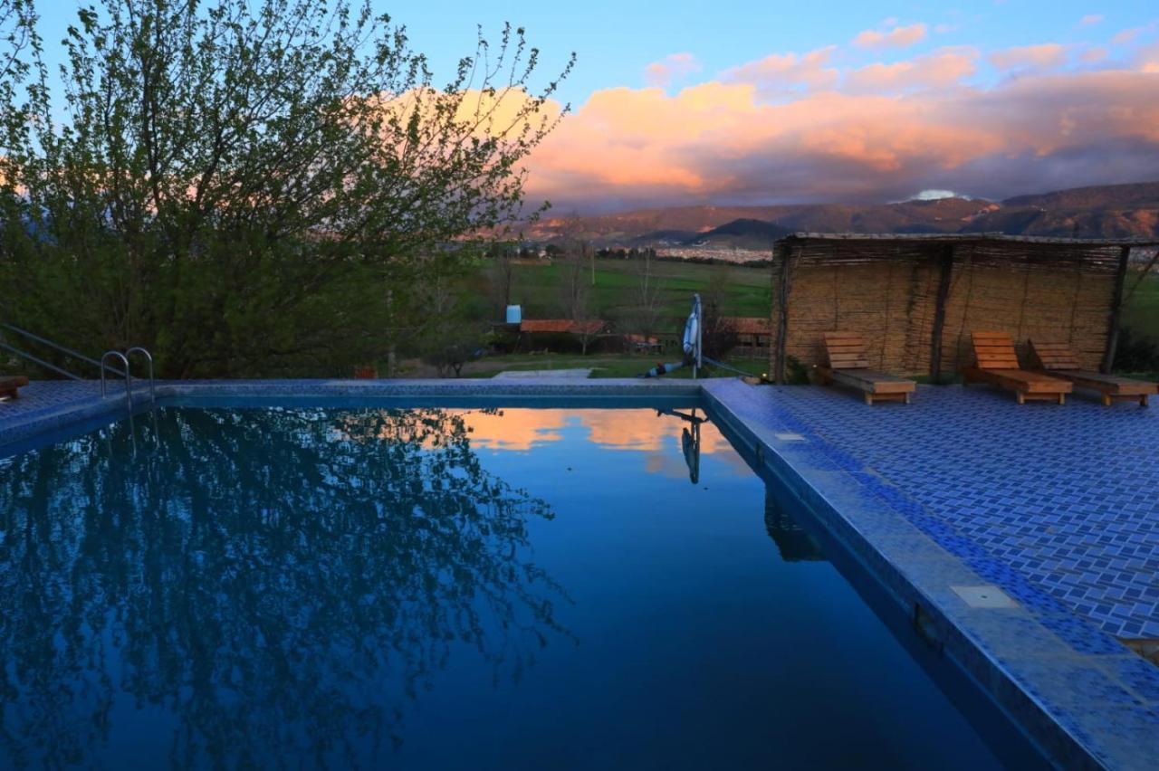 Ferme D'Hote La Vallee Azrou Exterior photo